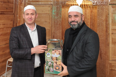 AHMET BULUT GÜNGÖREN CAMİİNDE KONFERANS VERDİ