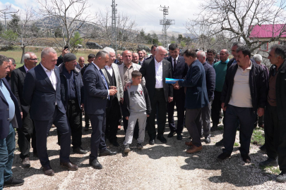 Bayraktar’dan Kahramanmaraş Çağlayancerit’te zirai don incelemesi